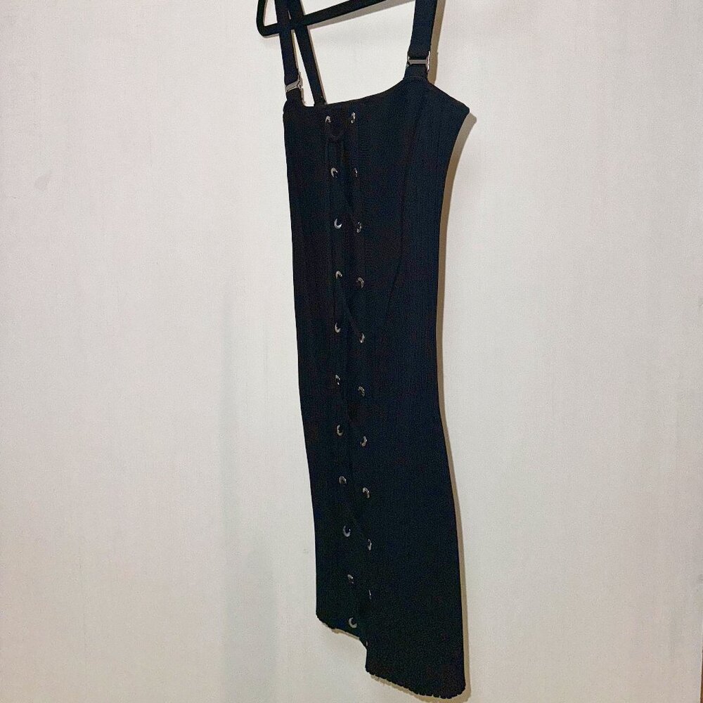Sophisticated Elegance: Dion Lee Architectural Dress